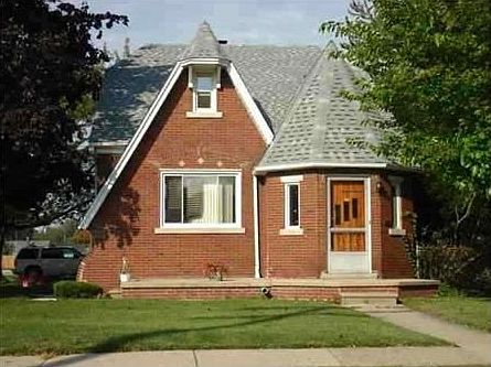 1st image of 26491 Blumfield St