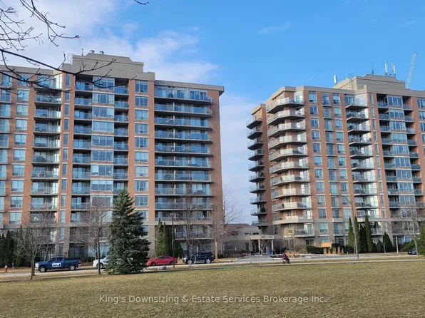 1150 Parkwest Pl #409, Mississauga, ON L5E 3K4