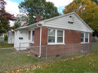 10 Bullard Ct, Stratford, CT 06614