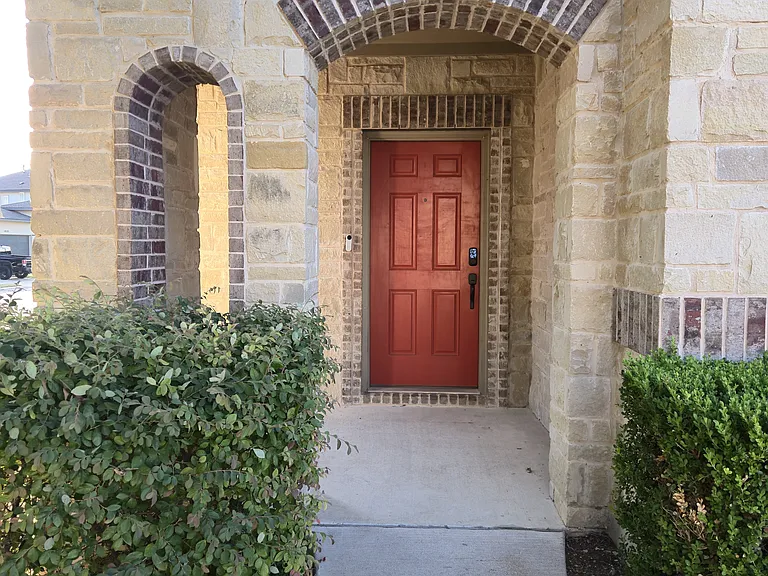 5324 Kara Dr — Photo 2