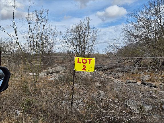 2nd image of 2 2180 County Rd E