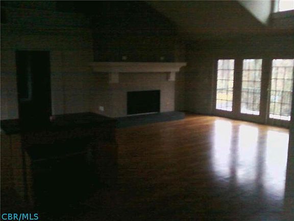2nd image of 5428 Club Dr