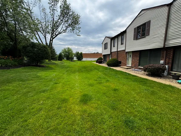786 Greenwood Rd, Northbrook, IL 60062