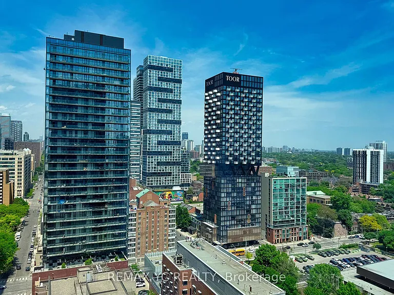 100 Queen St E #2515 — Photo 23
