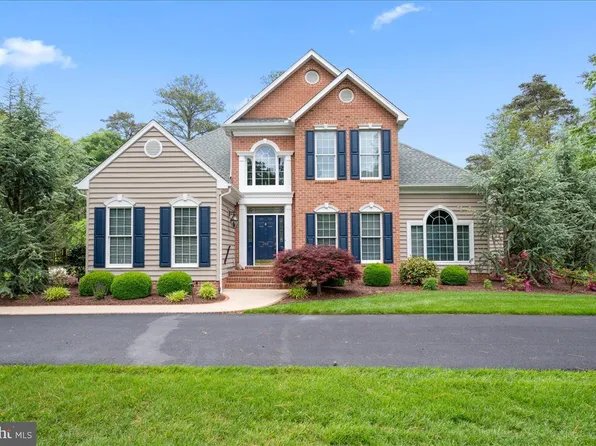 201 Deep Creek Dr, Seaford, DE 19973