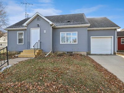 417 2nd Ave NW, Waverly, IA, 50677