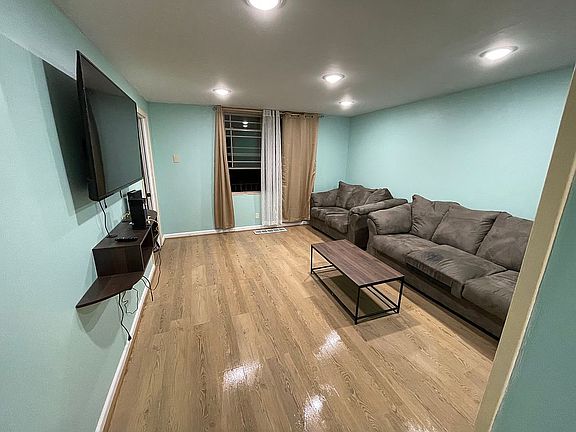 3rd image of 316 N Ogden St