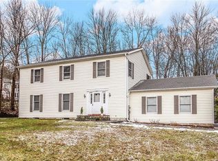 90 Harvest Dr, Brewster, NY 10509