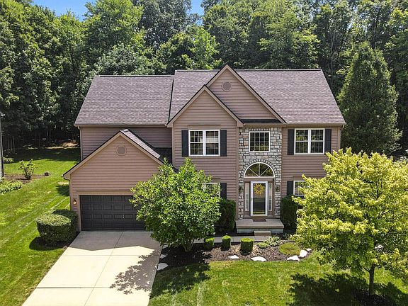 2nd image of 5424 Ainsley Dr