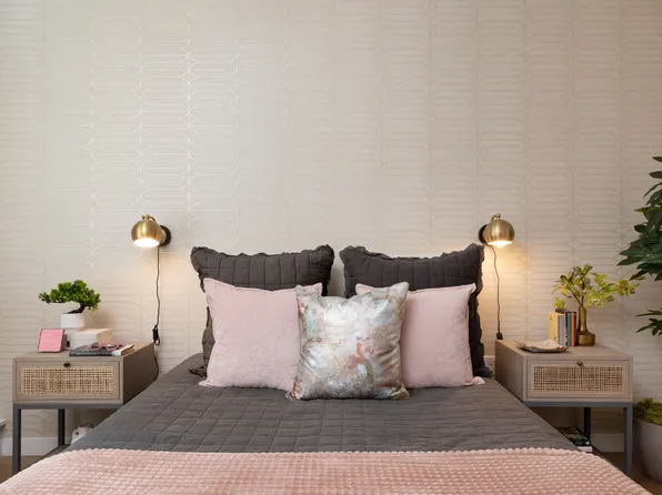 407 West 206th Street image 6 of 42