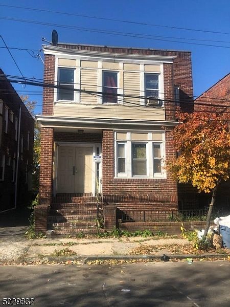 1st image of 407 S 15th St