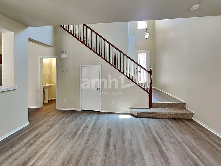 6215 Van Eps Ct — Photo 6
