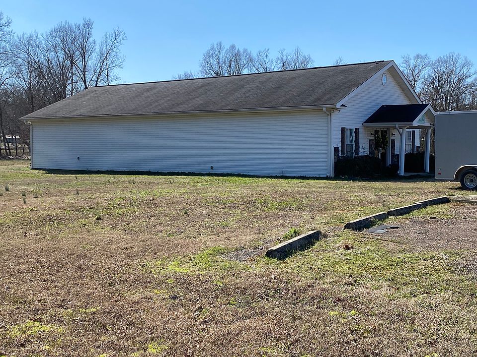 2nd image of 10366 Highway 100