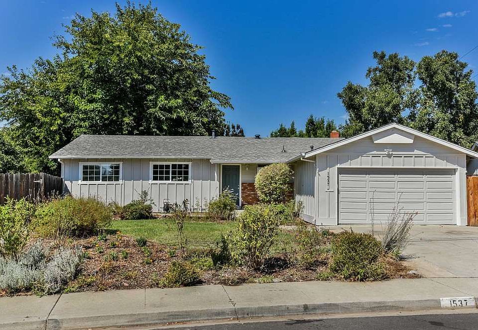 2nd image of 1537 Heather Dr