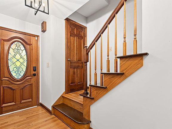 5th image of 2025 College Heights Rd