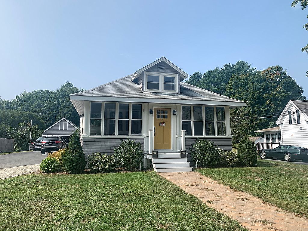 271 Plymouth St, Abington, MA 02351 Zillow