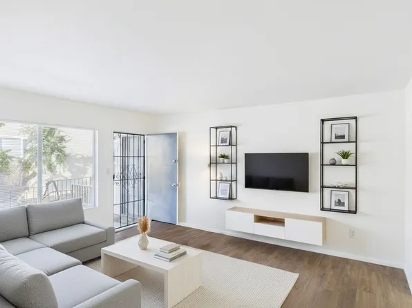 4055 Van Dyke, 4055 Van Dyke Ave APT 8, San Diego, CA 92105