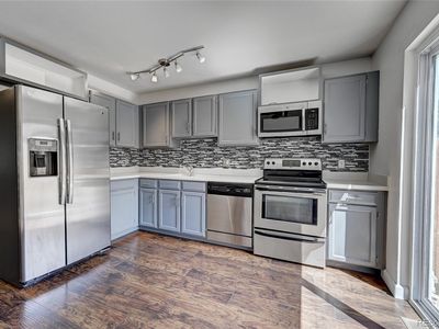 17698 E Loyola Drive  Unit B, Aurora, CO, 80013