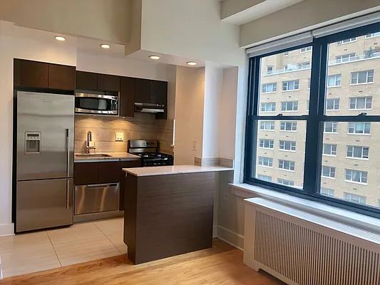 Rented by Stonehenge NYC LLC | media 1