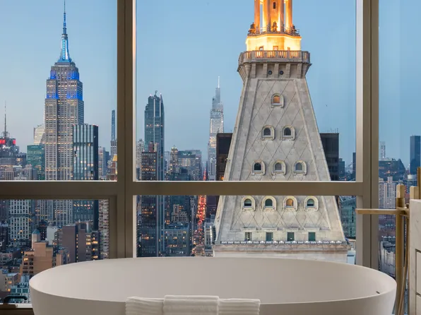 23 East 22nd Street image 29 of 30