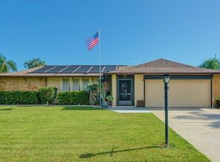 866 Adelphi Ct, Fort Myers, FL 33919