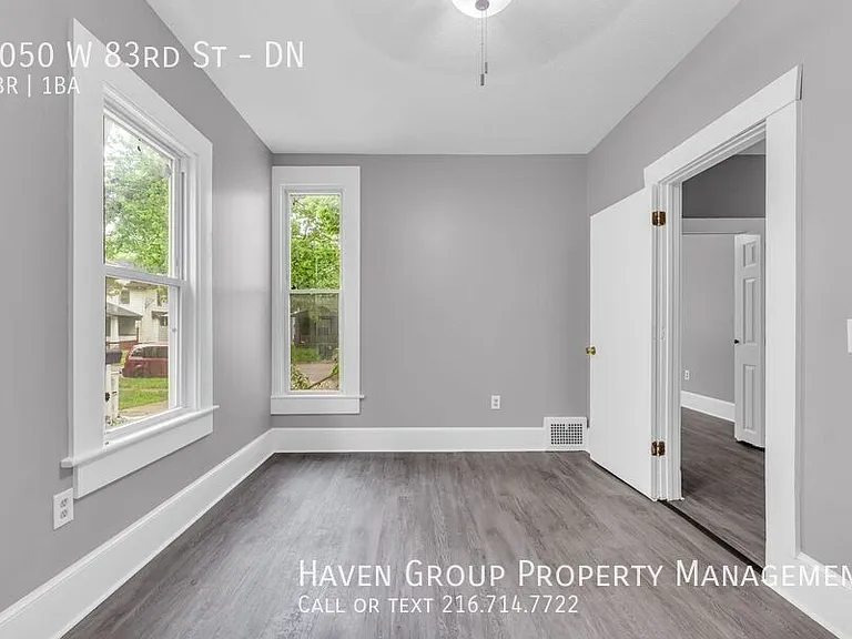 2050 W 83rd St #DN — Photo 6