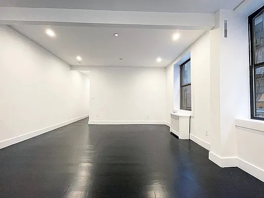 Rented by Bohemia Realty Group | media 3