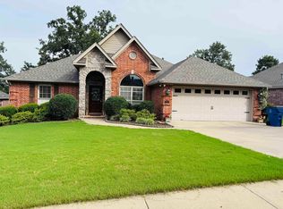 117 Beaver Creek Ln, Maumelle, AR 72113