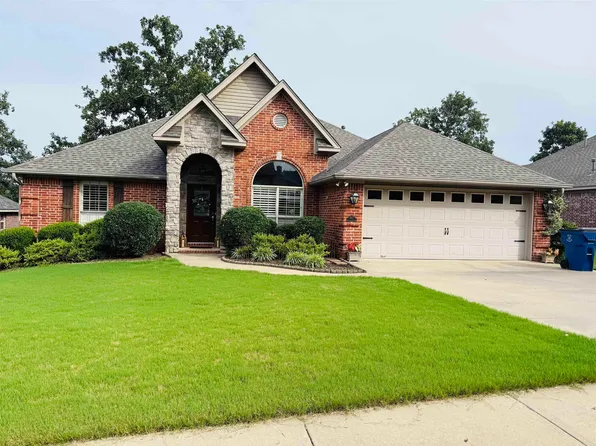 117 Beaver Creek Ln, Maumelle, AR 72113