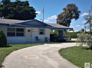 2315 SW 11th St, Boynton Beach, FL 33426