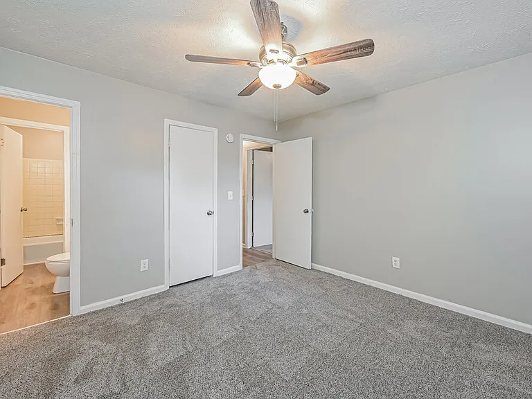 355 Arcadia Pl — Photo 8