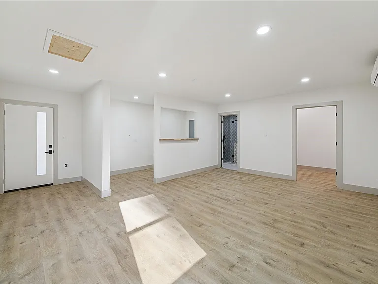 2306 Mill Lake Dr — Photo 29