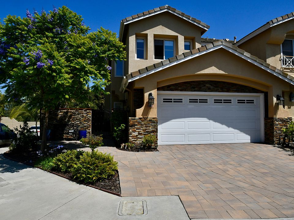 1st image of 4697 Da Vinci St