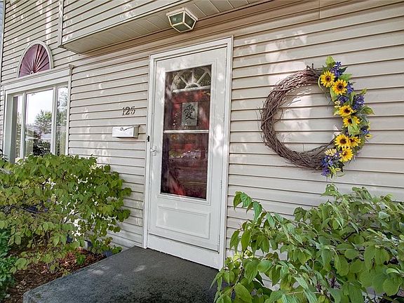 2nd image of 125 Tyler Ave