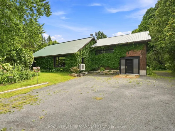 5554 County Road 10 Rd, The Nation, ON K0B 1G0