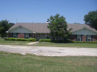 203 Cheyenne Mesa, Hamilton, TX 76531