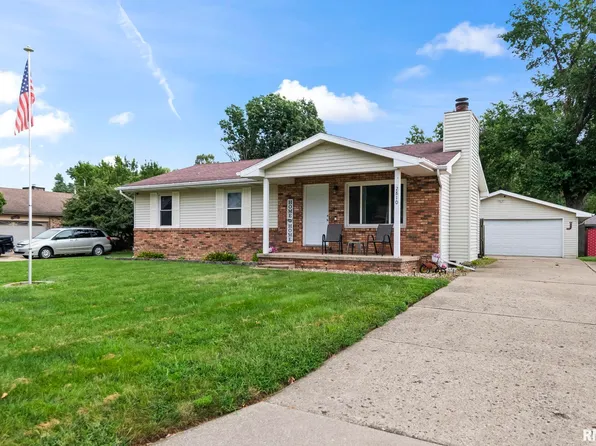 2810 Piper Rd, Springfield, IL 62707