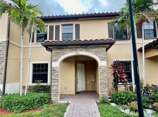 9336 W 33rd Ave, Hialeah, FL 33018