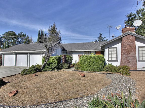 5th image of 12441 Blue Meadow Ct