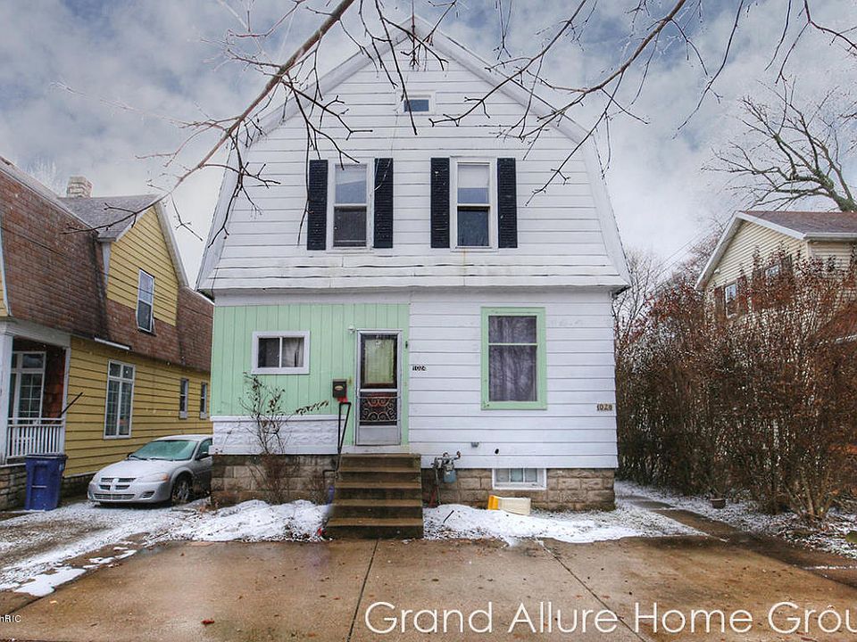 1st image of 1024 Crosby St NW