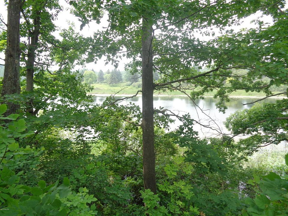 2nd image of 6093 Truman Rd