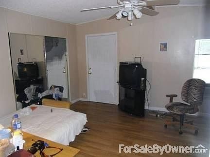 4th image of 1651 62nd Ave S