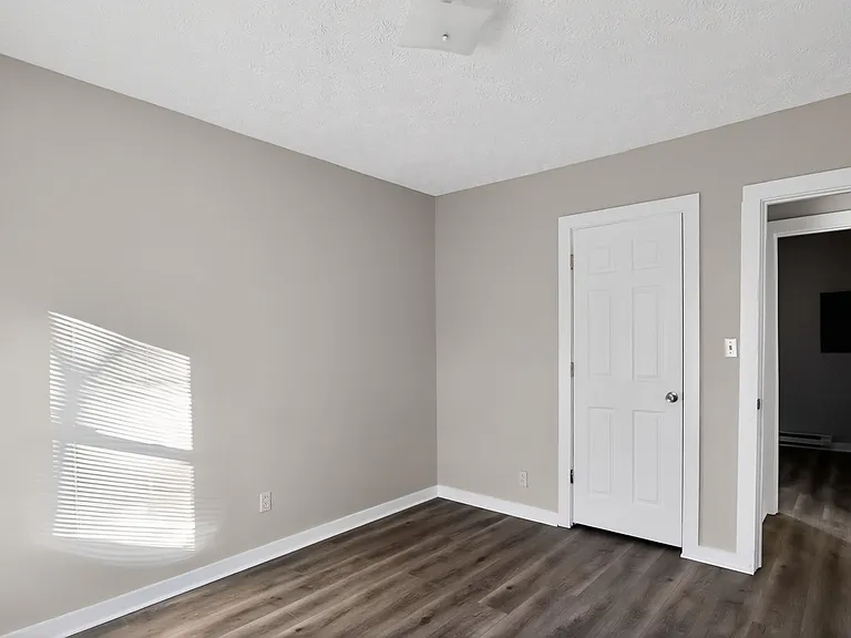 2707 Heatherlea Ct — Photo 8
