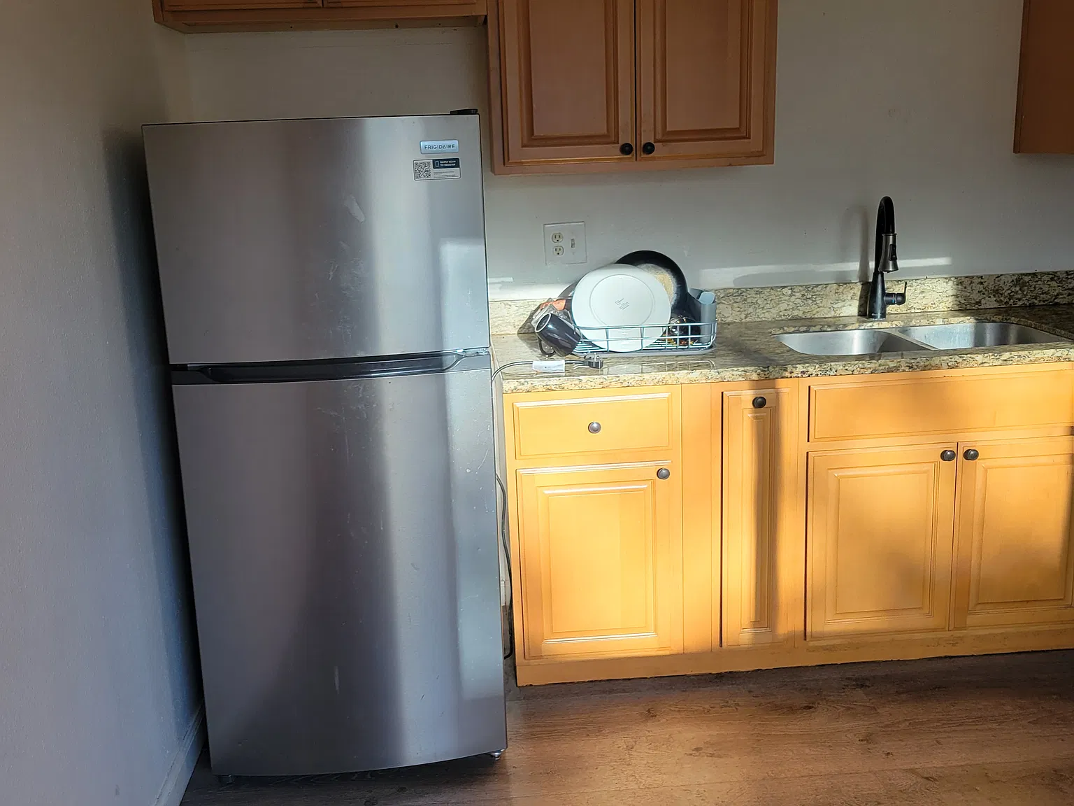 2 bed, 600 sqft, $2,500 — Photo 2