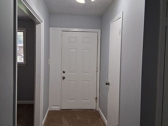 2nd image of 1933 Wisteria Dr