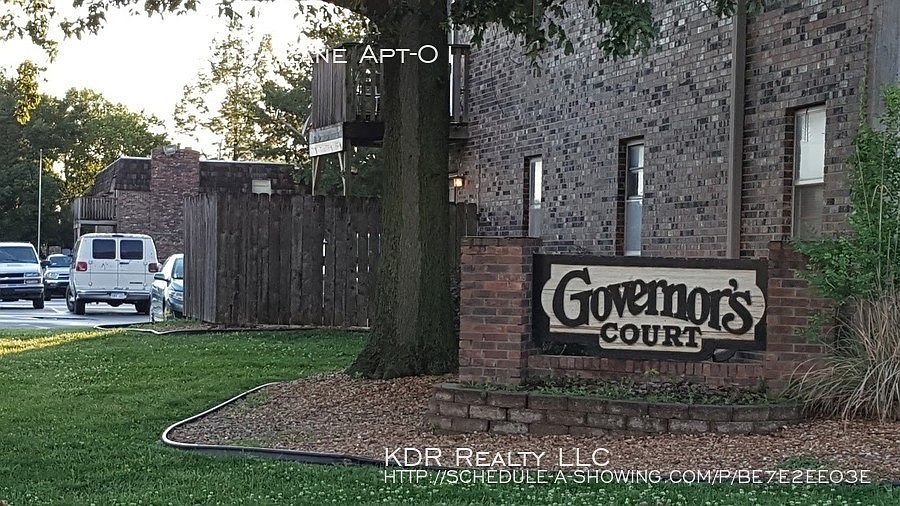 2nd image of 1300 W Virginia Ln APT 1
