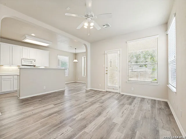 6607 Biscay Bay — Photo 4