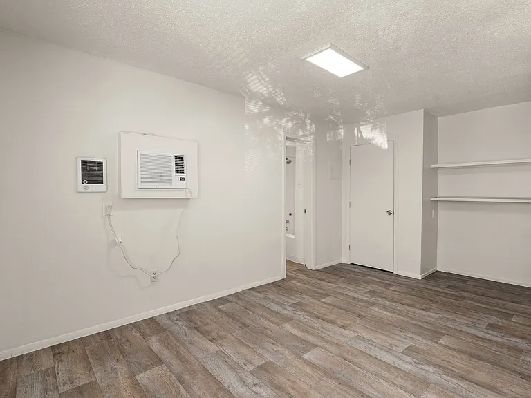 2800 Vail Ave SE #228 — Photo 4