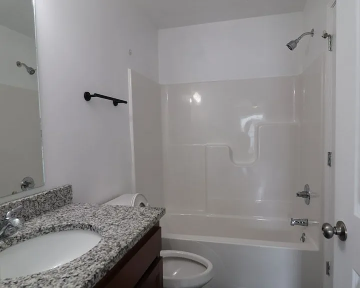 1409 W Spruce Way — Photo 10