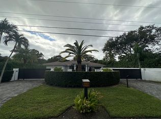 7810 SW 66th St, Miami, FL 33143